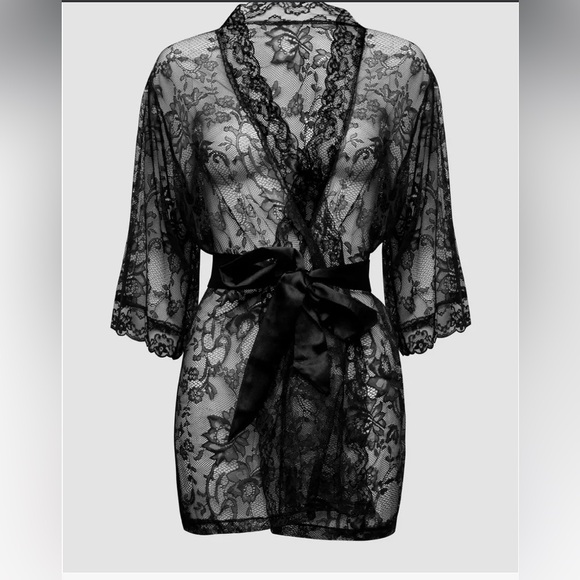 Lovehoney Plus Size Flaunt Me Floral Lace Robe Black One Size Queen - Picture 1 of 13